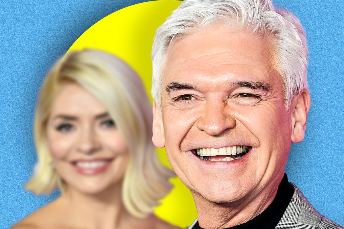 Philip Schofield Unfollows Holly Willoughby Social Media Splits Show How We Really Feel About 